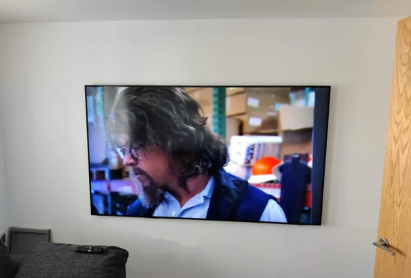 Professional Television Wall Mounting and Setup Service